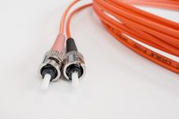 fiber-optic-cable-g8babb5cec_1280